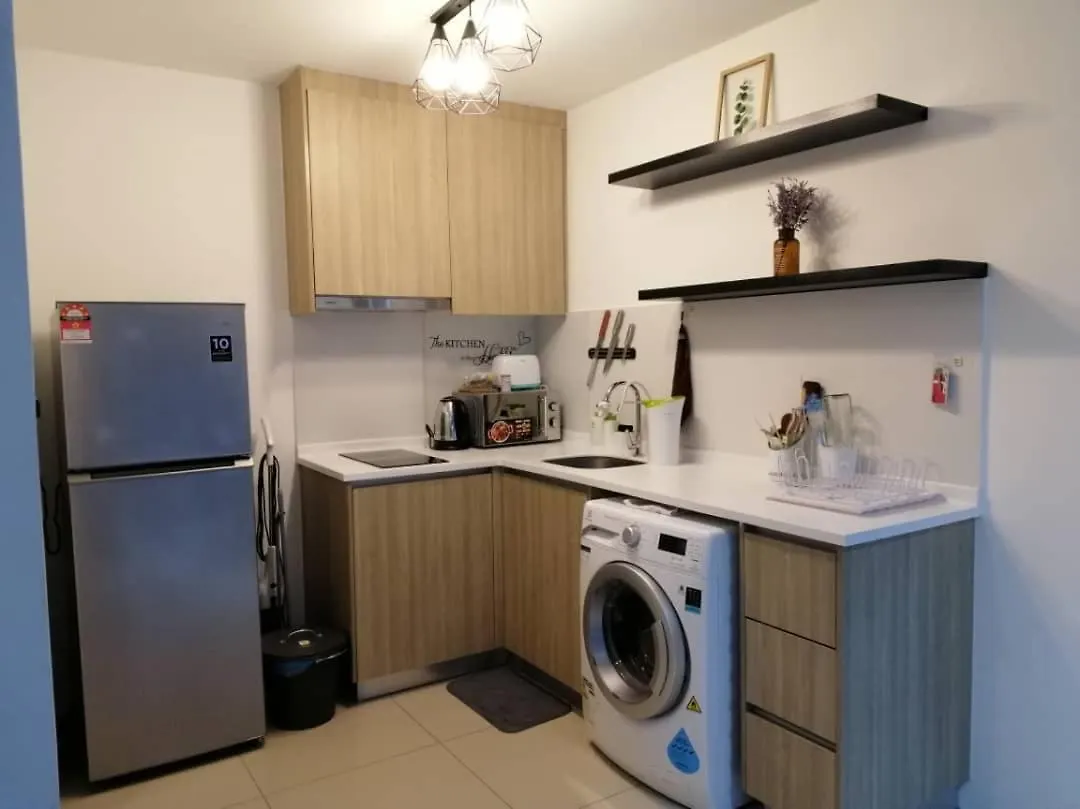 218 Tropicana Georgetown Penang #B30 2Br For 4-7Pax温馨窝舒适两房 Appartement